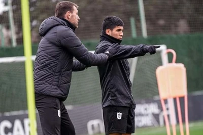 "Neftçi" "Şamaxı" ilə oyuna hazırlaşıb Şamaxıya yola düşdü