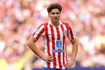 "Çelsi" Xulian Alvares üçün 100 milyon avro ödəməyə hazırdır