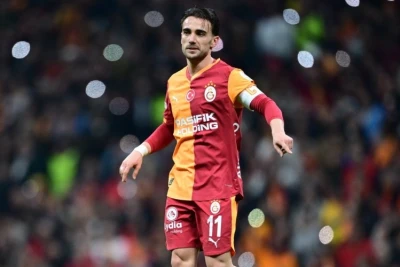 "Qalatasaray" Yunus Akgünün transferi üçün "Benfika"nın təklifini rədd etdi