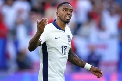 Ivan Toney, Londra'da bir barda taraftarı dövmekten şüpheli