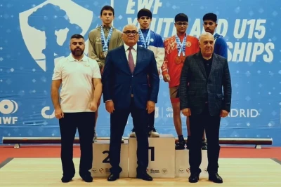 Azərbaycanlı ağırlıqqaldıran U-15 Avropa çempionu oldu: 1 qızıl, 1 gümüş medal