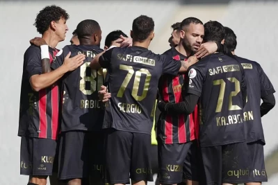 Türkiyə Superliqası: "Karagümrük" "Antalyaspor"u, "Trabzonspor" isə "Samsunspor"u məğlub edib