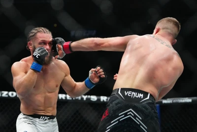 Rafael Fiziyev UFC reytinqinin ilk onluğundan kənarda qaldı