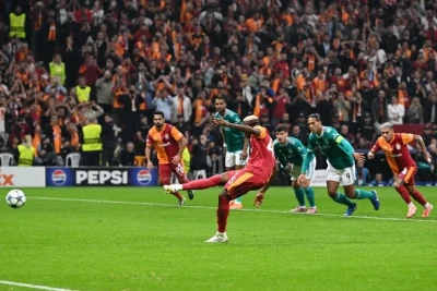 "Qalatasaray" "Liverpul"u Çempionlar Liqasında məğlub etdi: 1-0