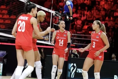 Türkiyə millisi voleybol üzrə dünya çempionatının 1/4 finalında