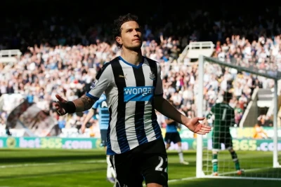 "Nyukasl"ın keçmiş oyunçusu Deril Yanmat karyerasını bitirdikdən sonra kokain asılılığı ilə mübarizəsindən danışıb