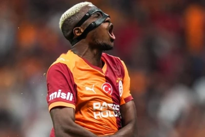 Viktor Osimhen zədədən sonra məşqlərə qayıdıb