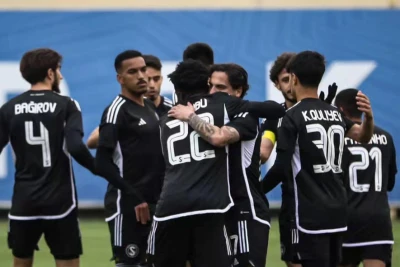 "Səbail" iki gənc futbolçusu ilə yollarını ayırdı