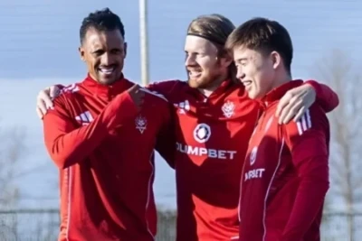 Nani "Aktobe"nin məşqində driblinq bacarığı ilə göz oxşadı - VİDEO