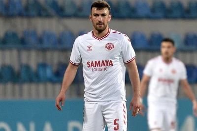 Qara Qarayev Top-13-dədir