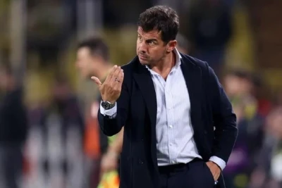 Emre Belözoğlu "Kasımpaşa"nın baş məşqçisi oldu