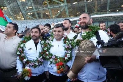 Avropa çempionu Azərbaycan minifutbol yığması Vətənə qayıdıb