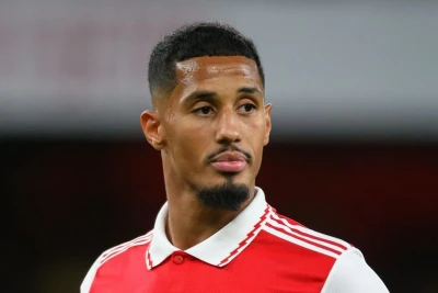 KİV: "Real" "Arsenal"ın əsas müdafiəçisi ilə müzakirələr aparır