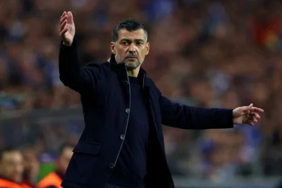 Serjiu Konseysau "Milan"ın tarixinə düşüb