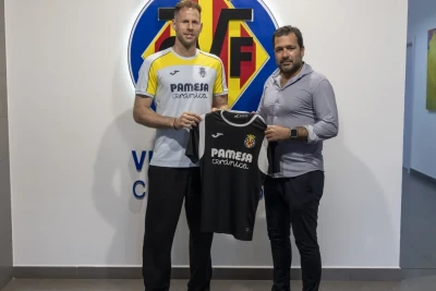 Vilyarreal klubu Peter Qulaçini transfer edib