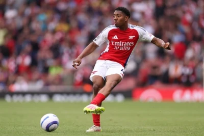 "Mançester Yunayted" "Arsenal"ın gənc müdafiəçisi Maylz Luis-Skelli ilə maraqlanır