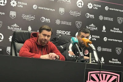 Demçenko: "Futbolçularda narahatlıq gördüm"