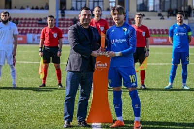 Ryonosuke Ohoriyə "Ayın qolu" mükafatı təqdim olunub