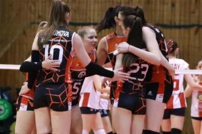 Qadın voleybolçular arasında Yüksək Liqada XIV tura start verildi: "DH Volley" və "Abşeron" qalib gəldi