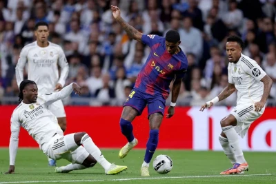 Bu günün futbol matçları: "El-Klasiko" və digər maraqlı oyunlar