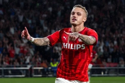 "Napoli" Niderland milli komandasının oyunçusunu transfer etmək niyyətindədir