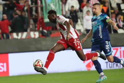 Türkiyə Kubokunda "Samsunspor" və "Konyaspor" 1/4 finala yüksəldi