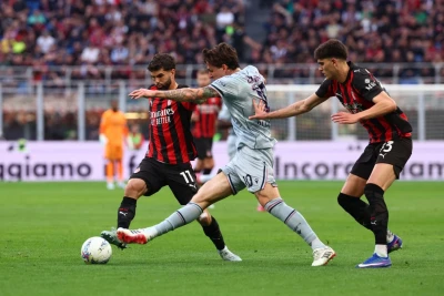 A Seriyası: "Udineze" səfərdə "Milan"ı 3:0 hesabı ilə darmadağın etdi