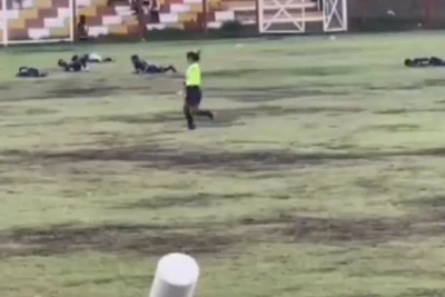 İldırım vuran futbolçu ölüb, ağır xəsarət alanlar var