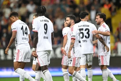 "Beşiktaş"dan "Kayserispor" üzərində darmadağın qələbə - VİDEO