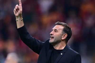 Okan Buruk Galatasaray'da Kalıyor: Yeni Sözleşme Şartları Belli Oldu