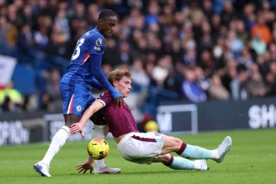 "Çelsi" "Börnli" ilə heç-heçə edib, qələbəni son dəqiqələrdə əldən verib