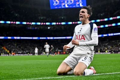 "Tottenhem" Juao Palinyanın transferi üçün "Bavariya" ilə danışıqlara başlayır