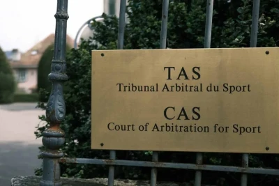 CAS Rusiya hokkey komandalarının beynəlxalq turnirlərdə iştirakına icazə verdi