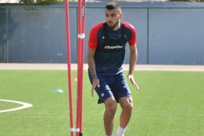 Adil Nağıyev karyerasını hansı klubda davam etdirəcək?