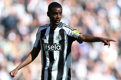 Aleksandr İsak Premyer Liqa tarixinin ən bahalı transferi oldu
