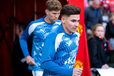 Xulian Alvaresin transferi uğrunda mübarizə