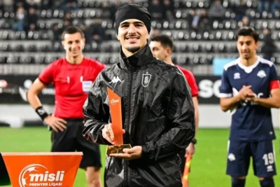 Alessio Kurçi "Ayın qolu" mükafatını aldı