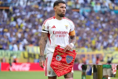 Otamendi Dünya Çempionluğundan sonra "River Pleyt"ə keçdi