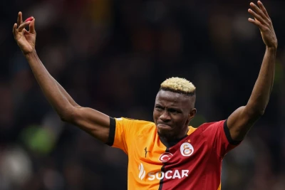 Osimhen "İstanbulspor"u almaq üçün danışıqlara başlayıb