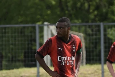 Zeedorfun oğlu Denzel Viana Zeedorf "Milan"ın gənclər komandasında debüt etdi