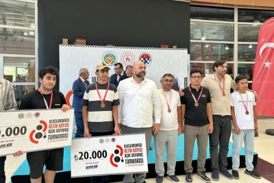 Naxçıvanlı şahmatçılar Malatyada "Altın Kayısı" turnirində uğur qazanıblar