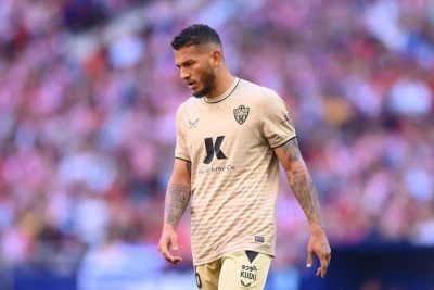 "Sportinq" Dyökeresin əvəzinə Luis Suaresi transfer etmək istəyir