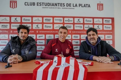 "Estudiantes" Musleranı transfer etdiyini açıqladı