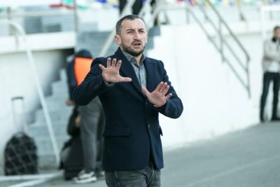 Vüqar Nadirov: "Hətta stadionu da özüm sulayırdım, çünki komandaya pul yox idi"