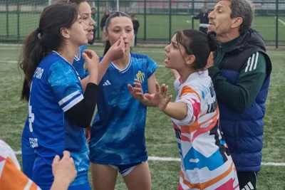 Türkiyə Qadınlar Üçüncü Liqasında dava: Oyunda 5 qırmızı vərəqə göstərildi