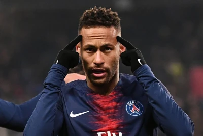Neymar komanda ilə oyun olmayan gün poker turnirində iştirak edib