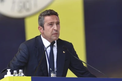 "Fənərbaxça"nın prezidenti Əli Koç Bakıya səfər edib