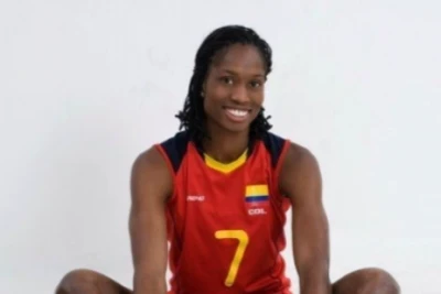 Voleybolçu Madelaynne Montana Azərbaycanda oynamaq istəyir