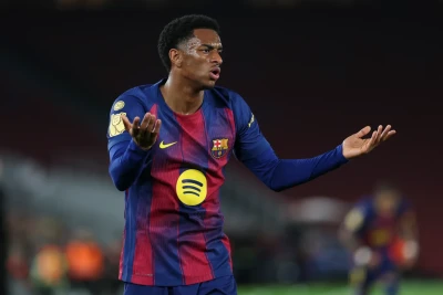 "Liverpul" Baldeni Robertsonun əvəzinə transfer etmək istəyir