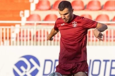 Vüsal İsgəndərli 90 dəqiqə oynadı, "Partizani" qələbə qazandı
